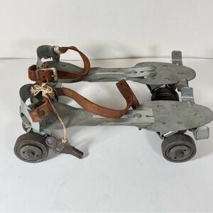 Union Hardware Company Metal Vintage Clamp On Roller Skates With Original Key